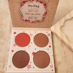 Beauty Bakerie Cotton Candy Champagne Blush Palette
